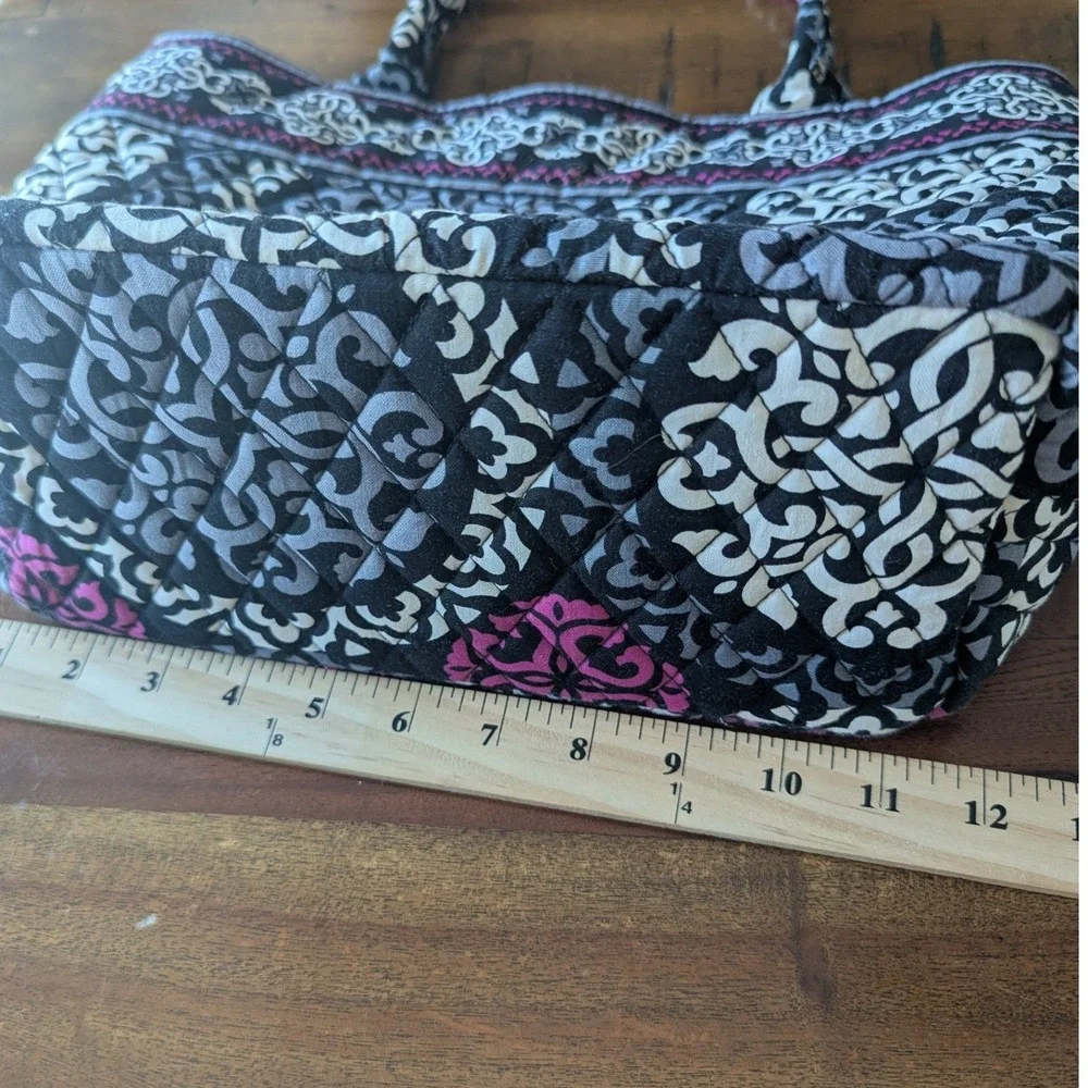 Vera Bradley Tote Shoulder Bag Black Magenta Retired Canterberry Quilted Cotton